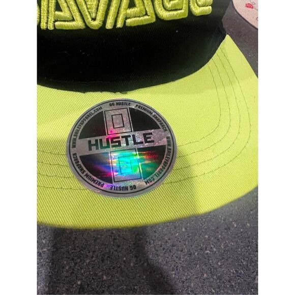 SAVAGE SnapBack cap - Picture 5 of 6